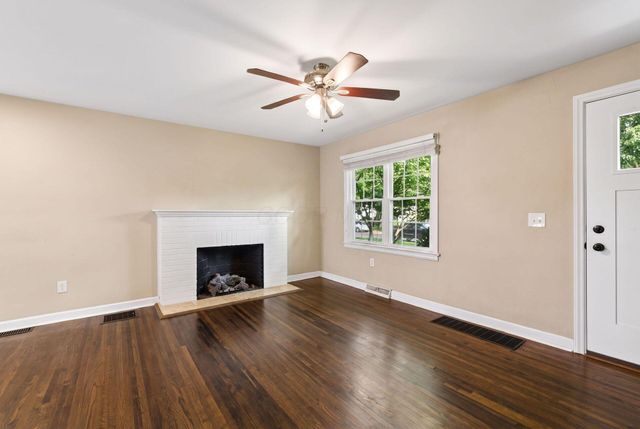 557 E Royal Forest Boulevard, Columbus, OH 43214