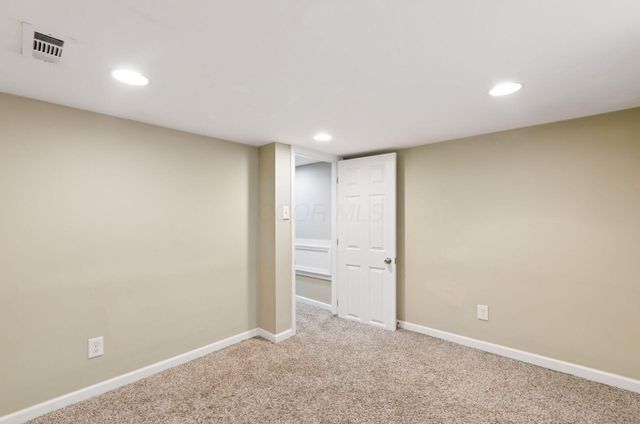 557 E Royal Forest Boulevard, Columbus, OH 43214