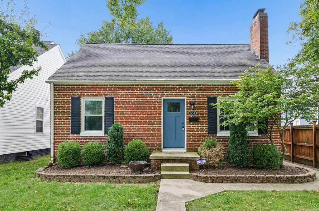 557 E Royal Forest Boulevard, Columbus, OH 43214