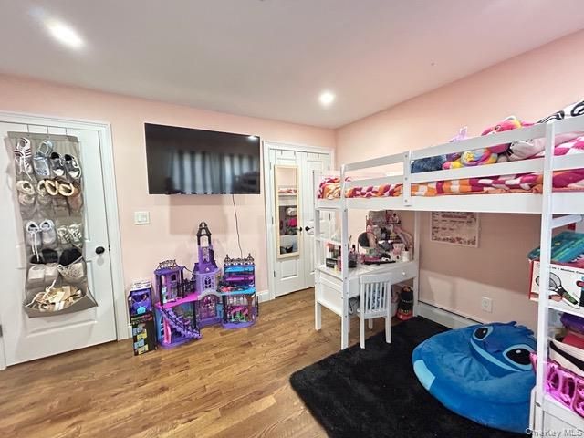 32 Morris Avenue, Patchogue, NY 11772
