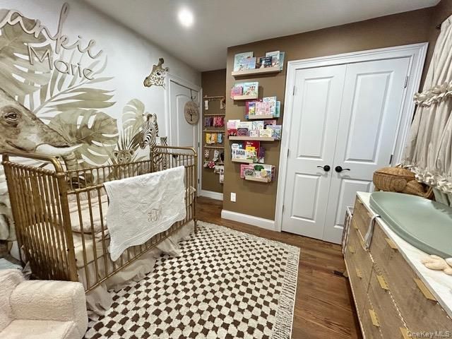 32 Morris Avenue, Patchogue, NY 11772