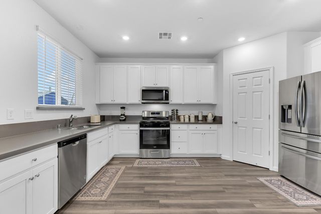 3600 Pride Way, Stockton, CA 95212
