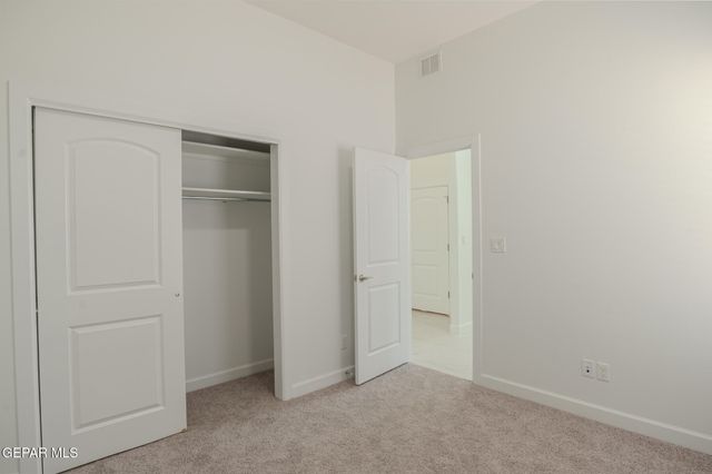 13893 Sky Harbor Avenue, El Paso, TX 79928