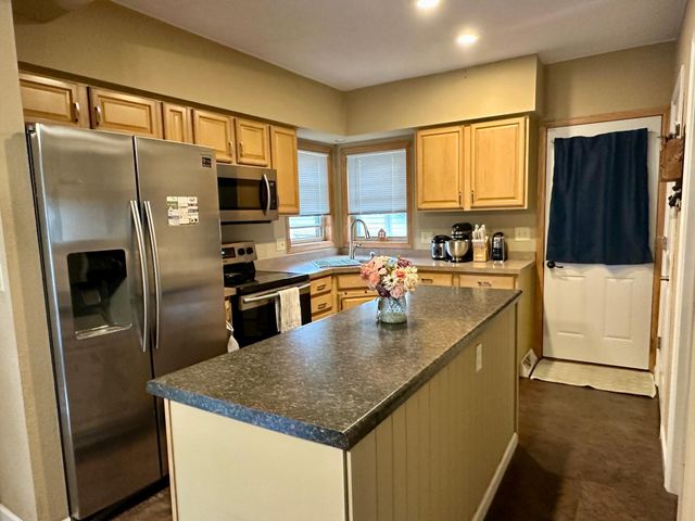 514 Saint Olaf Avenue N, Canby, MN 56220