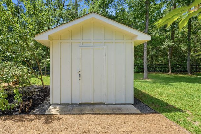 1967 Little John Street, Montgomery, TX 77316