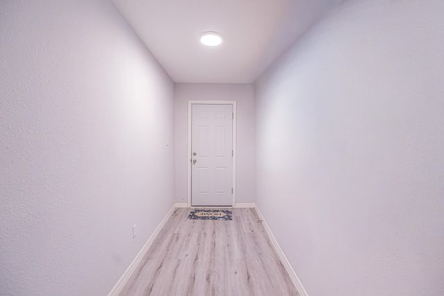 8710 Valley Flag, Houston, TX 77078