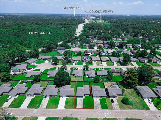 8710 Valley Flag, Houston, TX 77078