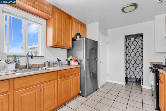 4778 Hilltop Drive, El Sobrante, CA 94803