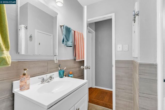 4778 Hilltop Drive, El Sobrante, CA 94803