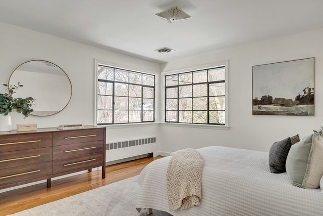 95 Beverly Road, Brookline, MA 02467