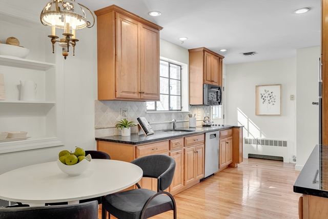 95 Beverly Road, Brookline, MA 02467