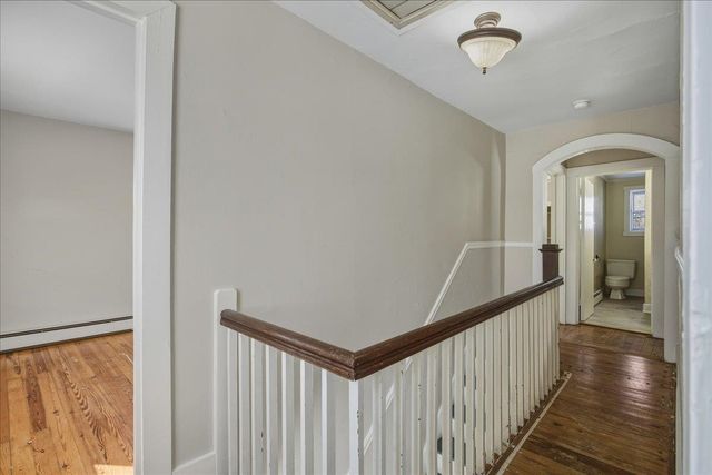 9525 S CONGRESS ST, New Market, VA 22844