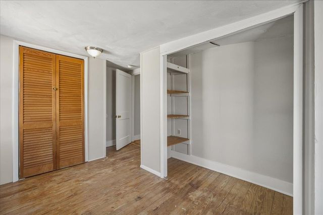 9525 S CONGRESS ST, New Market, VA 22844