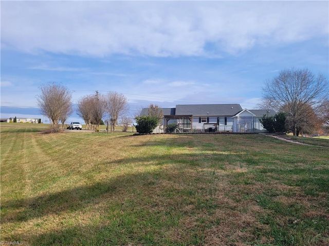 1351 Mckinney Road, Mount Airy, NC 27030