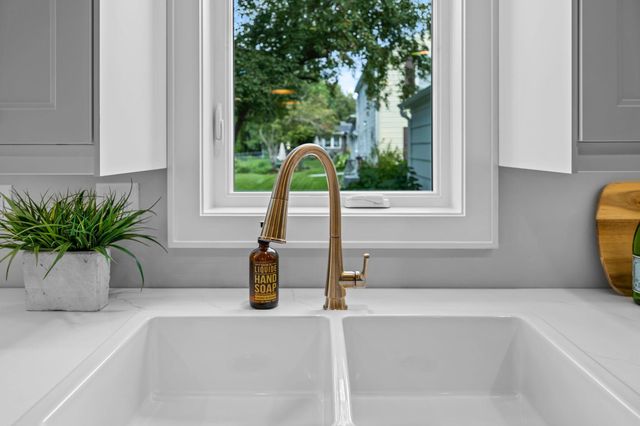 6832 Creston Road, Edina, MN 55435