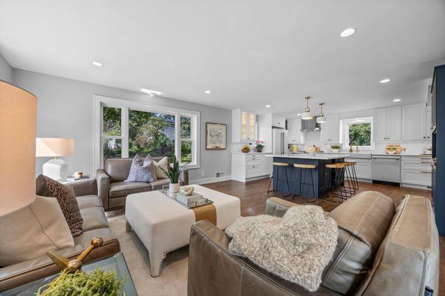 6832 Creston Road, Edina, MN 55435