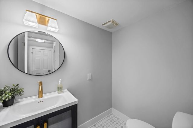 6832 Creston Road, Edina, MN 55435