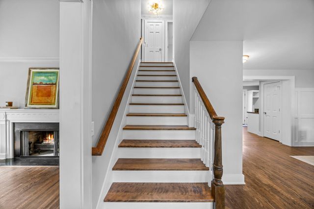 6832 Creston Road, Edina, MN 55435