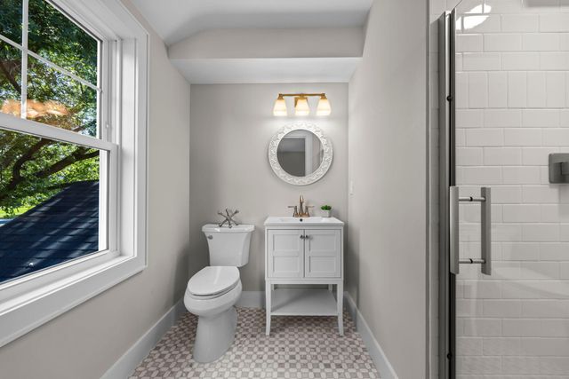 6832 Creston Road, Edina, MN 55435