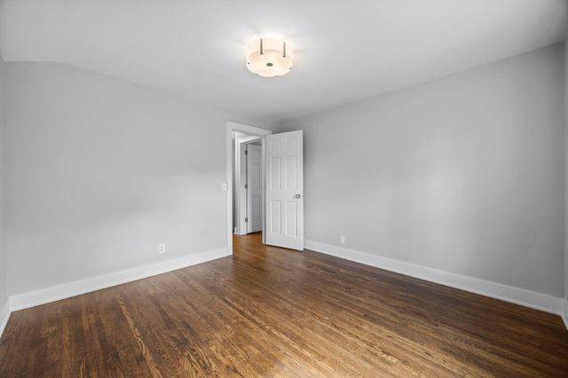 6832 Creston Road, Edina, MN 55435