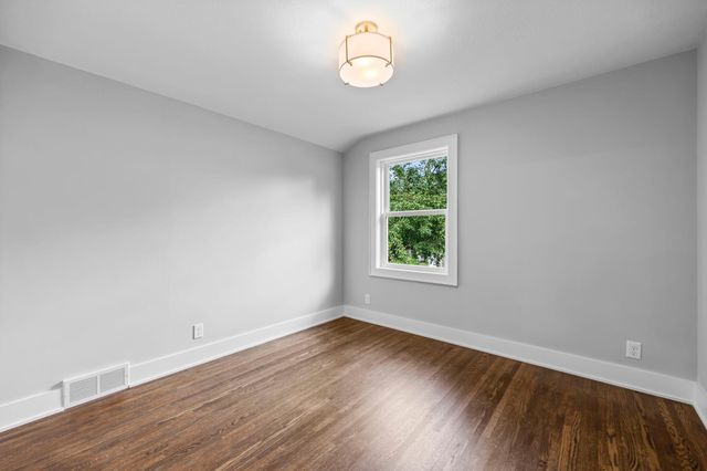 6832 Creston Road, Edina, MN 55435