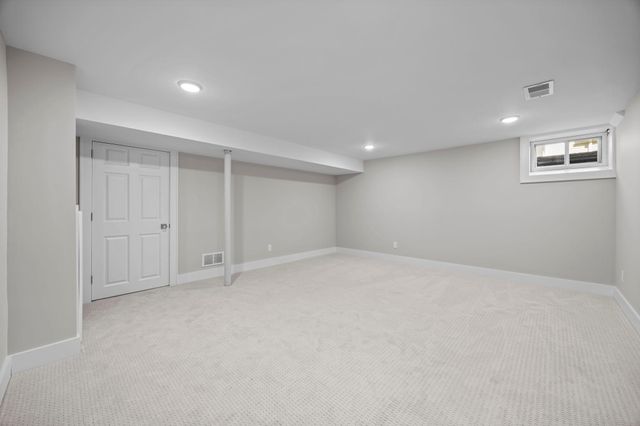 6832 Creston Road, Edina, MN 55435