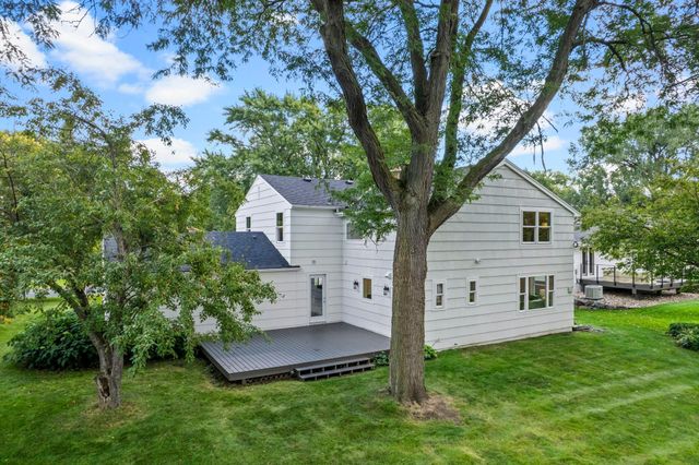 6832 Creston Road, Edina, MN 55435