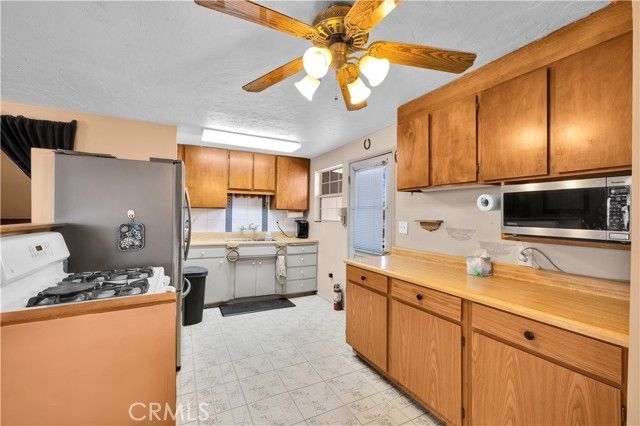 3040 Colabgo, Joshua Tree, CA 92252