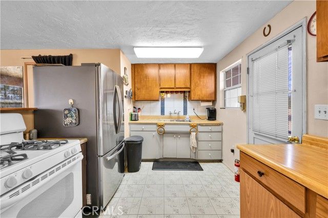 3040 Colabgo, Joshua Tree, CA 92252