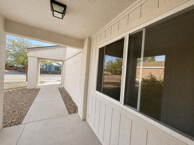 2217 W High Desert Circle NE, Rio Rancho, NM 87144