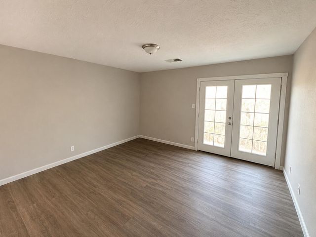 2217 W High Desert Circle NE, Rio Rancho, NM 87144