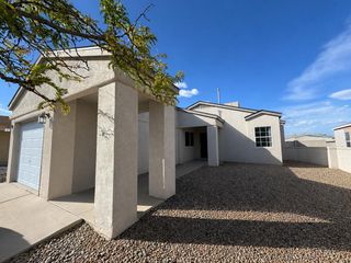 2217 W High Desert Circle NE, Rio Rancho, NM 87144