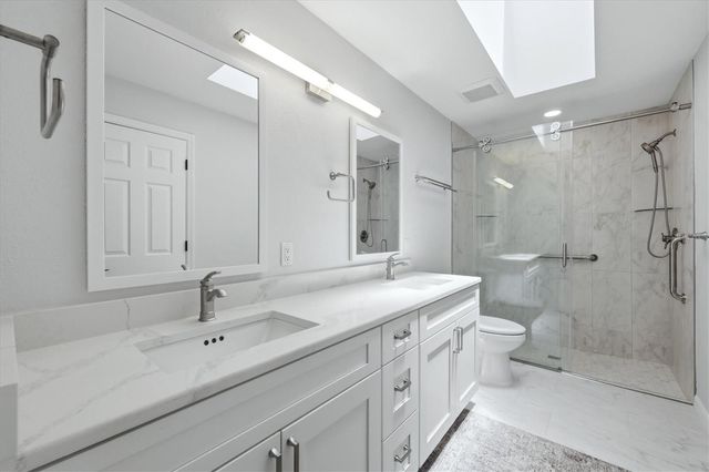 4734 E TRAILS DRIVE, Sarasota, FL 34232