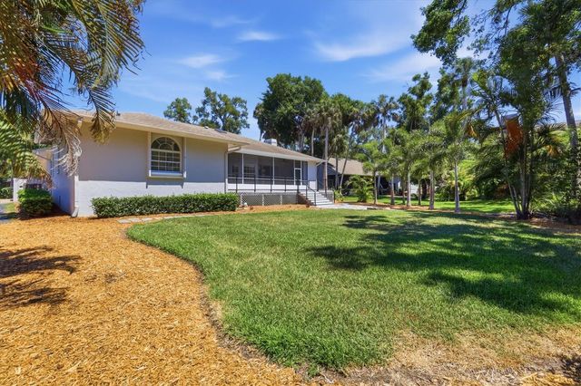 4734 E TRAILS DRIVE, Sarasota, FL 34232