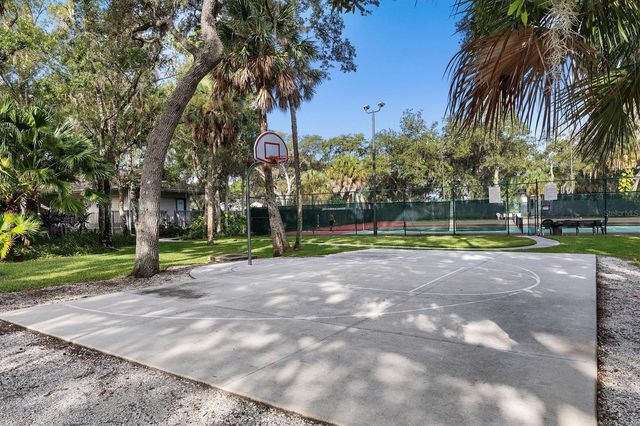 4734 E TRAILS DRIVE, Sarasota, FL 34232