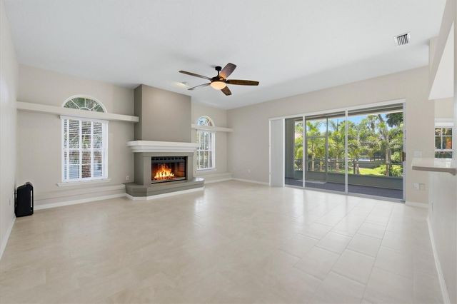 4734 E TRAILS DRIVE, Sarasota, FL 34232