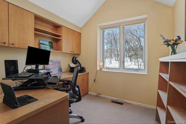 6 Berrybush Lane 6, Hastings-on-hudson, NY 10706