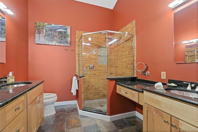 6 Berrybush Lane 6, Hastings-on-hudson, NY 10706