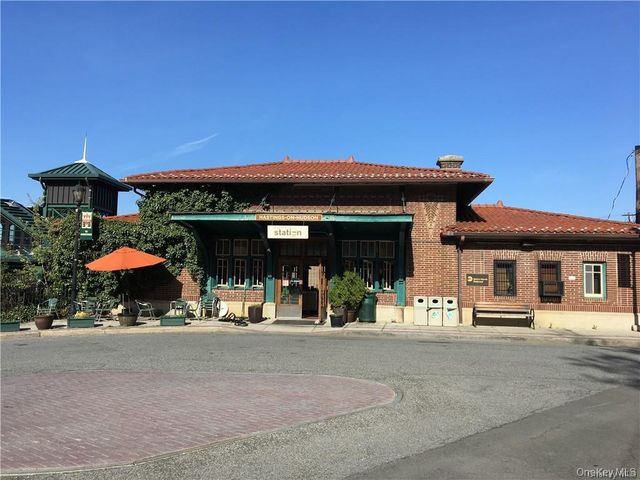 6 Berrybush Lane 6, Hastings-on-hudson, NY 10706