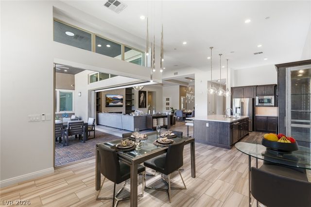 6268 Petroglyph Avenue, Las Vegas, NV 89135