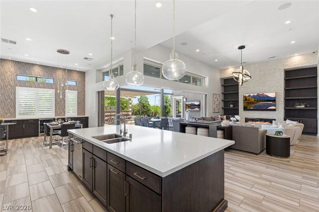 6268 Petroglyph Avenue, Las Vegas, NV 89135