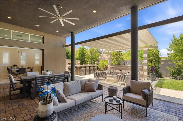 6268 Petroglyph Avenue, Las Vegas, NV 89135