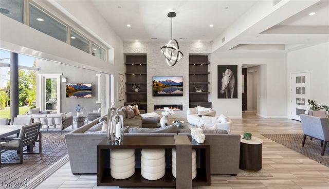 6268 Petroglyph Avenue, Las Vegas, NV 89135