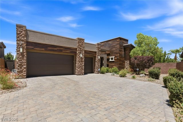 6268 Petroglyph Avenue, Las Vegas, NV 89135