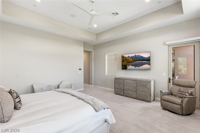 6268 Petroglyph Avenue, Las Vegas, NV 89135
