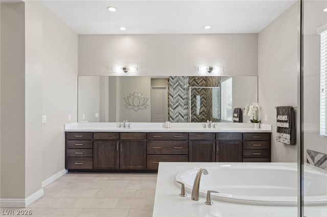 6268 Petroglyph Avenue, Las Vegas, NV 89135