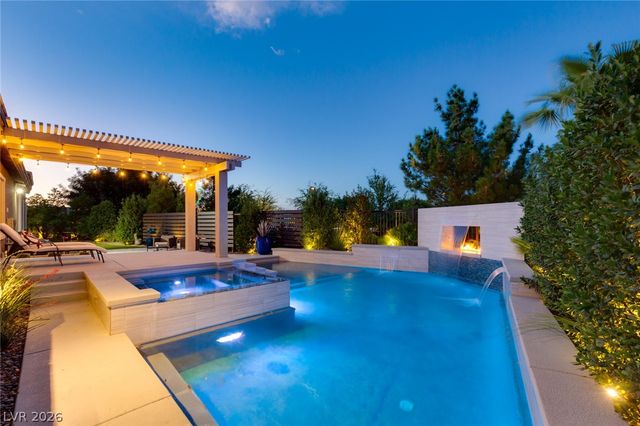 6268 Petroglyph Avenue, Las Vegas, NV 89135