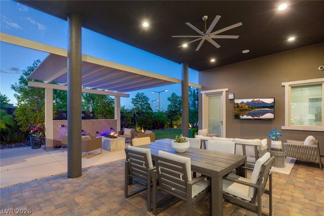 6268 Petroglyph Avenue, Las Vegas, NV 89135