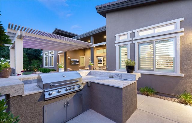 6268 Petroglyph Avenue, Las Vegas, NV 89135