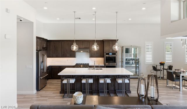 6268 Petroglyph Avenue, Las Vegas, NV 89135